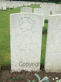 Etaples Military Cemetery - May, Malcolm
